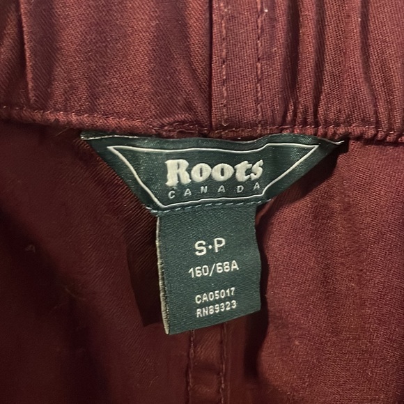 Roots Burgundy Pull On Ankle Pants Size Small - Picture 15 of 15